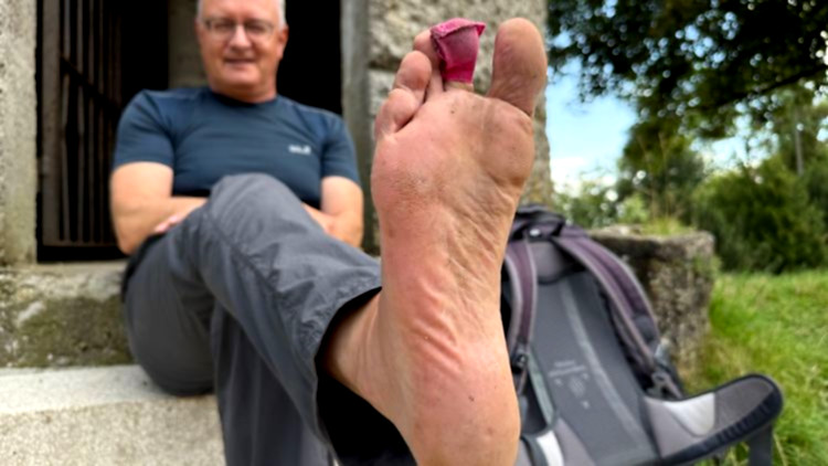 Politiker erhält Massage nach Bußgang.
