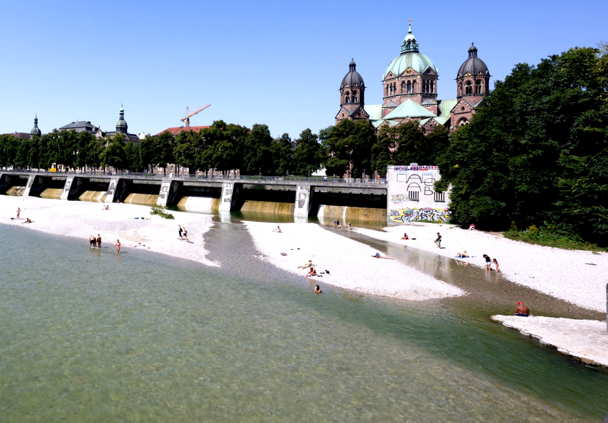 Wärme, Sonne, Südwesten bleibt freundlich.